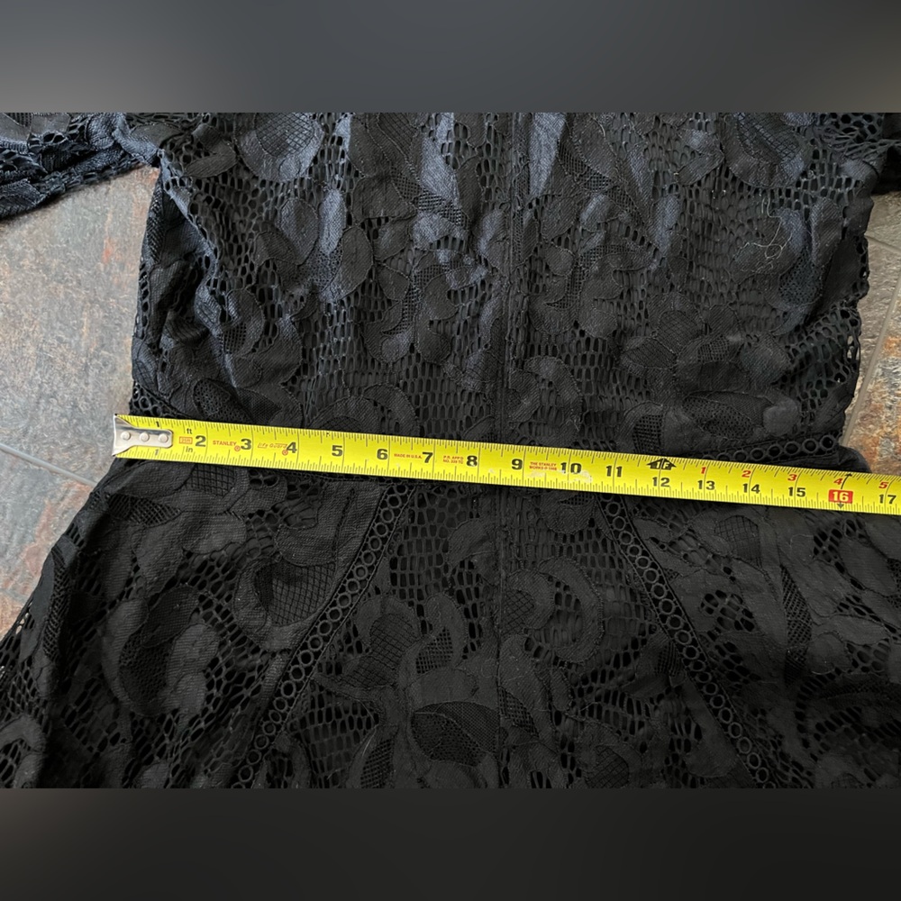 Women’s new Black lace crochet midi A line v neck asymmetrical dress. Size 10 - Picture 16 of 16